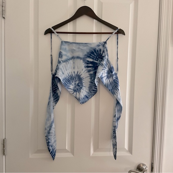 Kendall & Kylie Blue and white tie-dye top - Picture 1 of 6